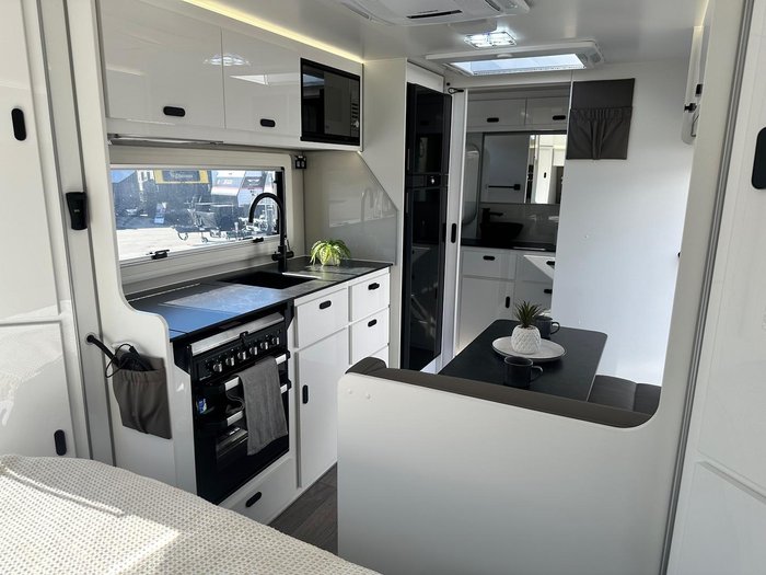 2025 JB Caravans Gator X 17'10 Rear Door