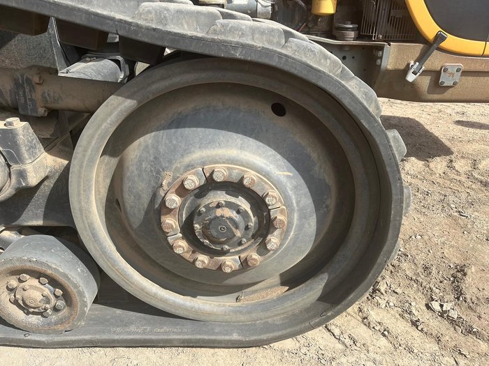 Cat Challenger Mt765