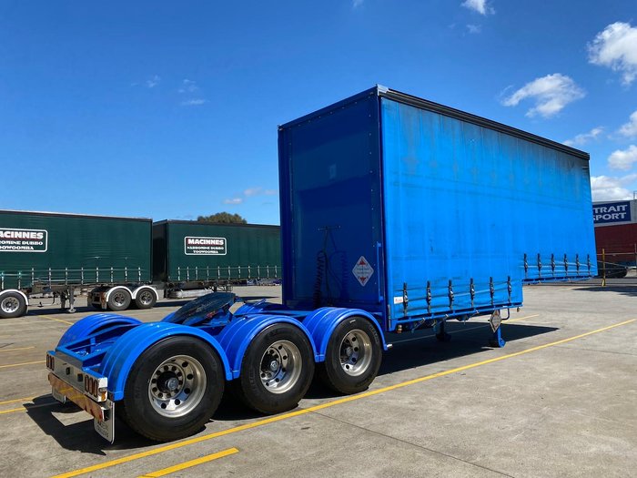 2006 Krueger St3 Lead A 12 Pallet Drop Deck Mezzanine