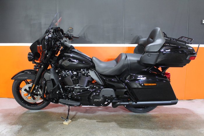 2024 Harley-davidson FLHTK ULTRA LIMITED VIVID BLACK