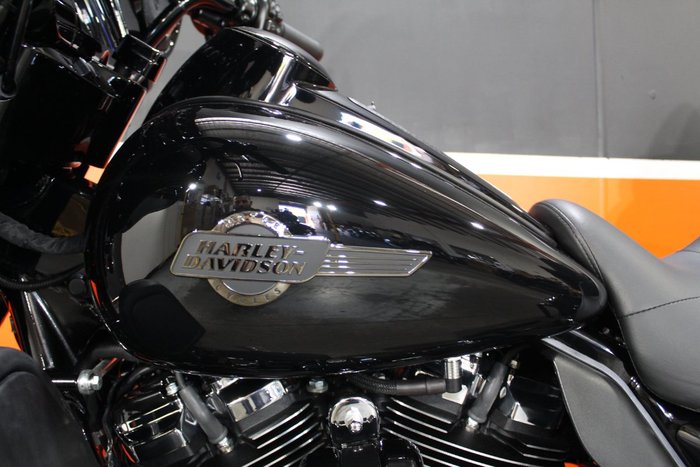 2024 Harley-davidson FLHTK ULTRA LIMITED VIVID BLACK