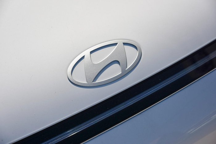 2025 Hyundai Kona Hybrid Premium