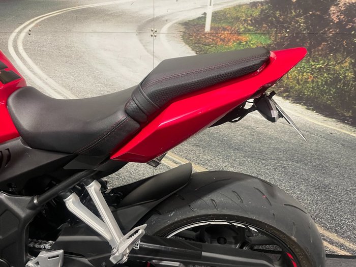 2024 Honda CBR650R Red