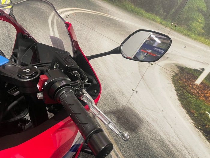 2024 Honda CBR650R Red