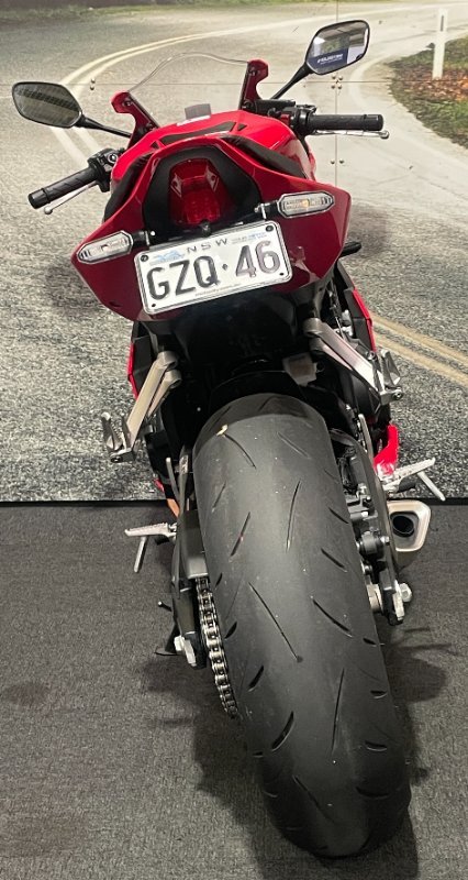2024 Honda CBR650R Red