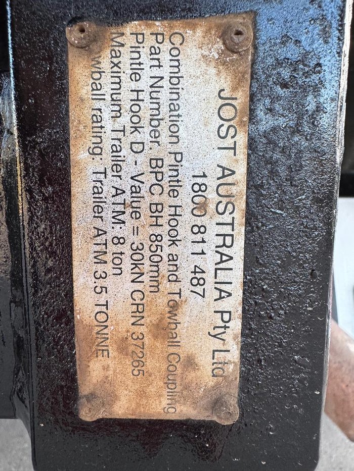 2012 Isuzu Npr 400 WHITE