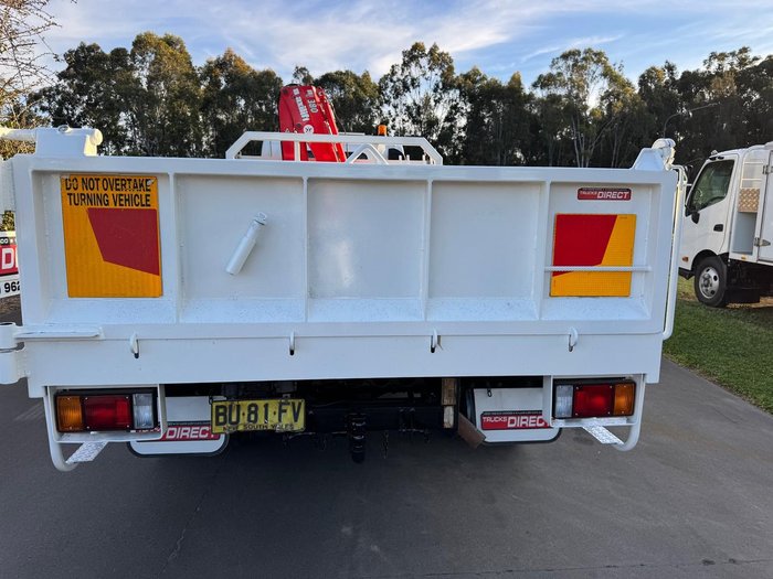 2012 Isuzu Npr 400 WHITE