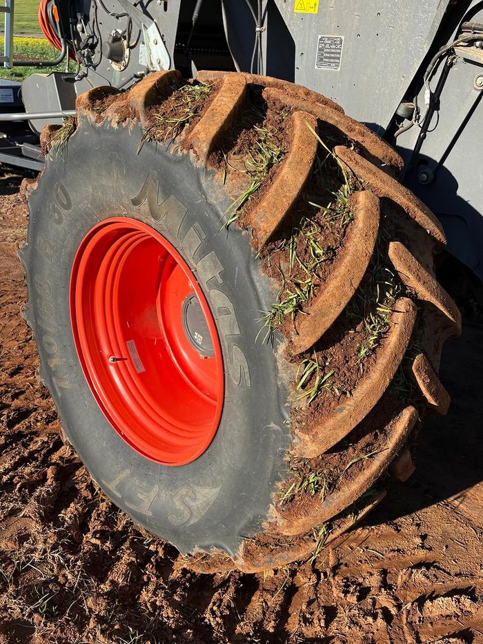 2017 CLAAS Lexion 770 Combine Lexion 770 Tt