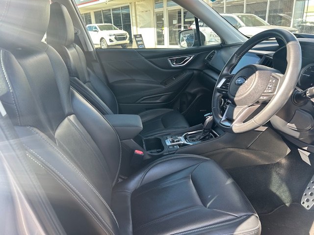 2019 SUBARU FORESTER
