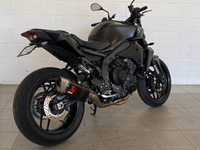 2024 Yamaha MT-09 Y-AMT MT Black