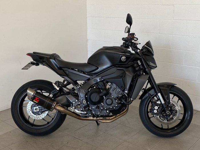 2024 Yamaha MT-09 Y-AMT MT Black