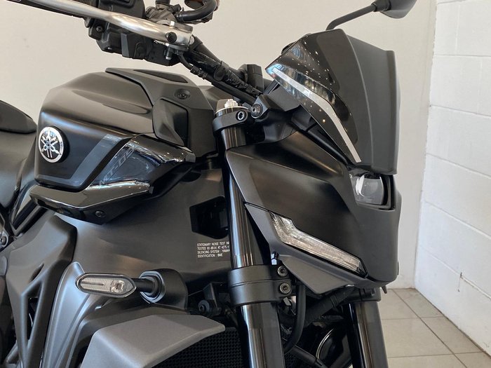 2024 Yamaha MT-09 Y-AMT MT Black