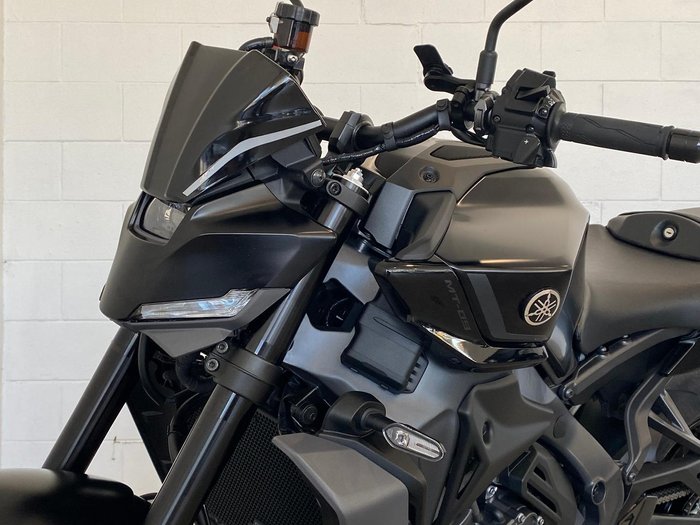 2024 Yamaha MT-09 Y-AMT MT Black