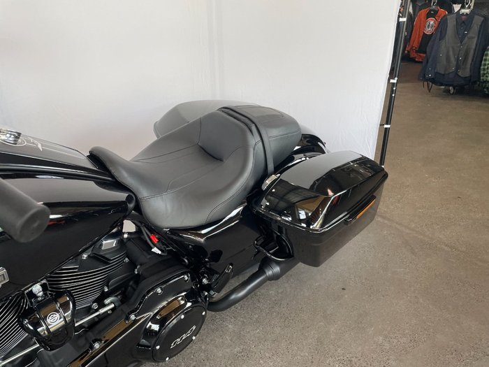2025 Harley-davidson FLHRXS ROAD KING SPECIAL Vivid Black