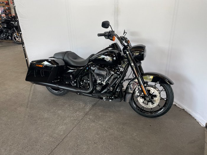 2025 Harley-davidson FLHRXS ROAD KING SPECIAL Vivid Black