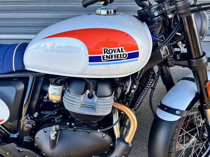2025 Royal Enfield Bear 650