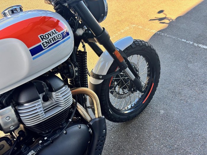 2025 Royal Enfield Bear 650