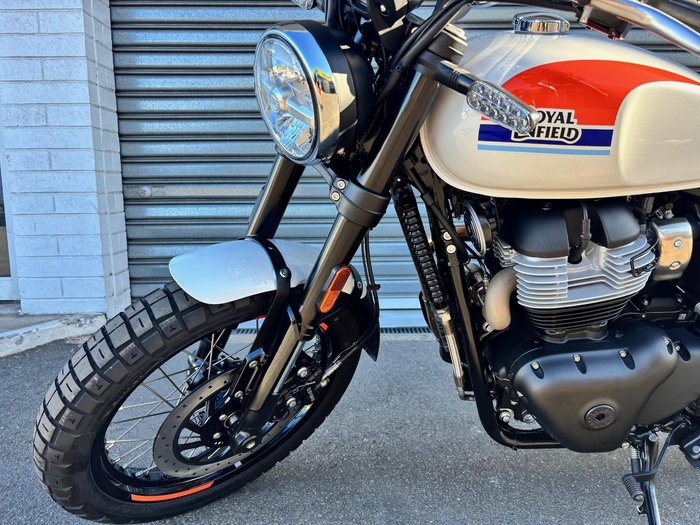 2025 Royal Enfield Bear 650
