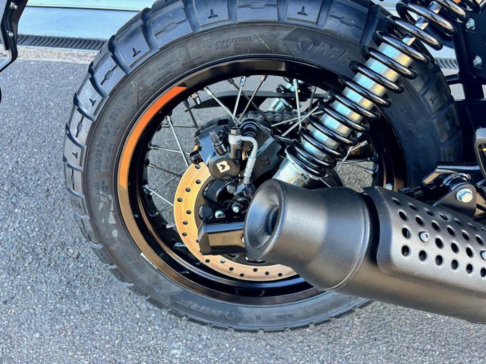 2025 Royal Enfield Bear 650