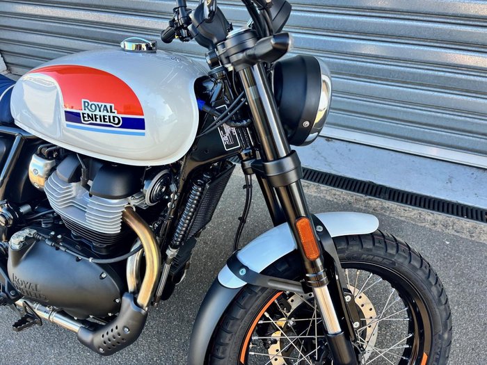 2025 Royal Enfield Bear 650