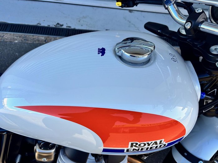 2025 Royal Enfield Bear 650