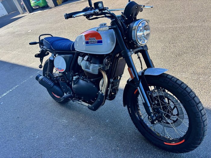 2025 Royal Enfield Bear 650