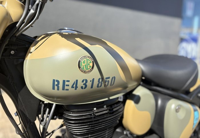 2025 Royal Enfield Classic 350 Signals Classic 350