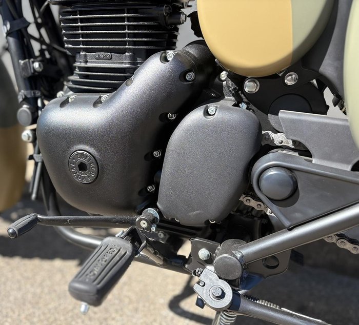 2025 Royal Enfield Classic 350 Signals Classic 350