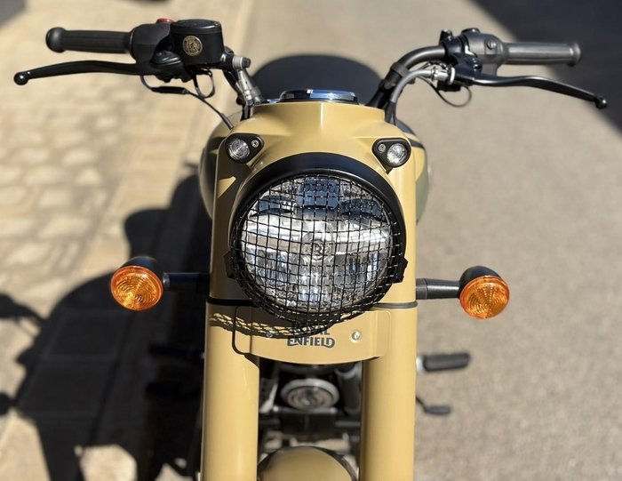 2025 Royal Enfield Classic 350 Signals Classic 350