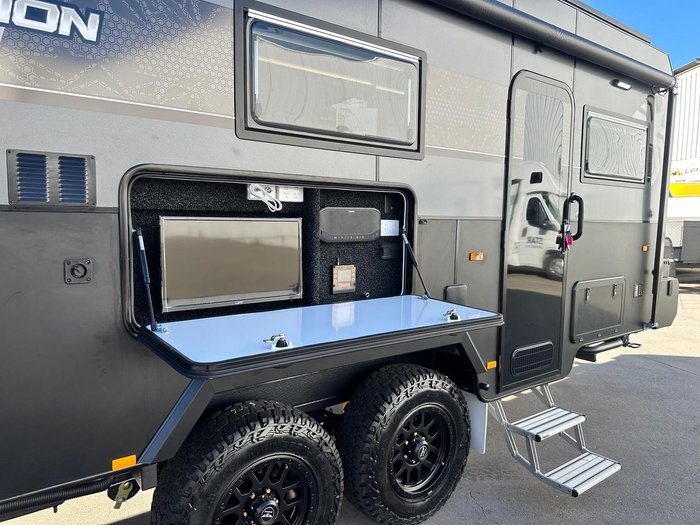 2025 JB Caravans 23'6 Scorpion Sting Air Rear Club