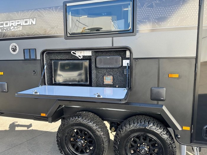 2025 JB Caravans Scorpion Sting Air 23'6 Rear Club