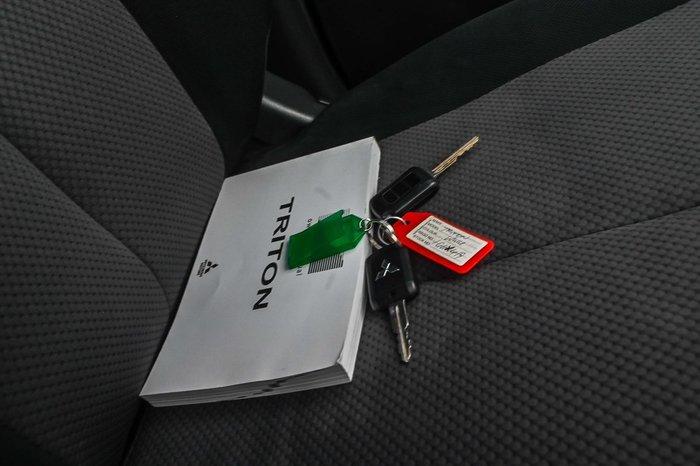 2019 Mitsubishi Triton GLX ADAS