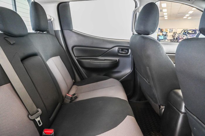 2019 Mitsubishi Triton GLX ADAS