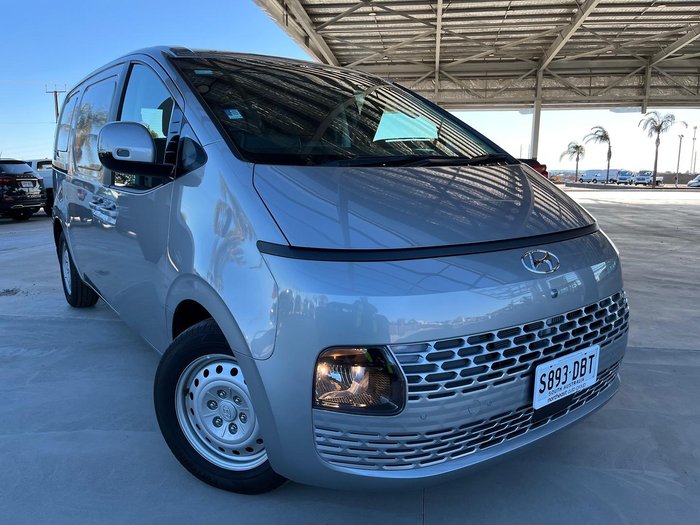 2023 Hyundai STARIA LOAD