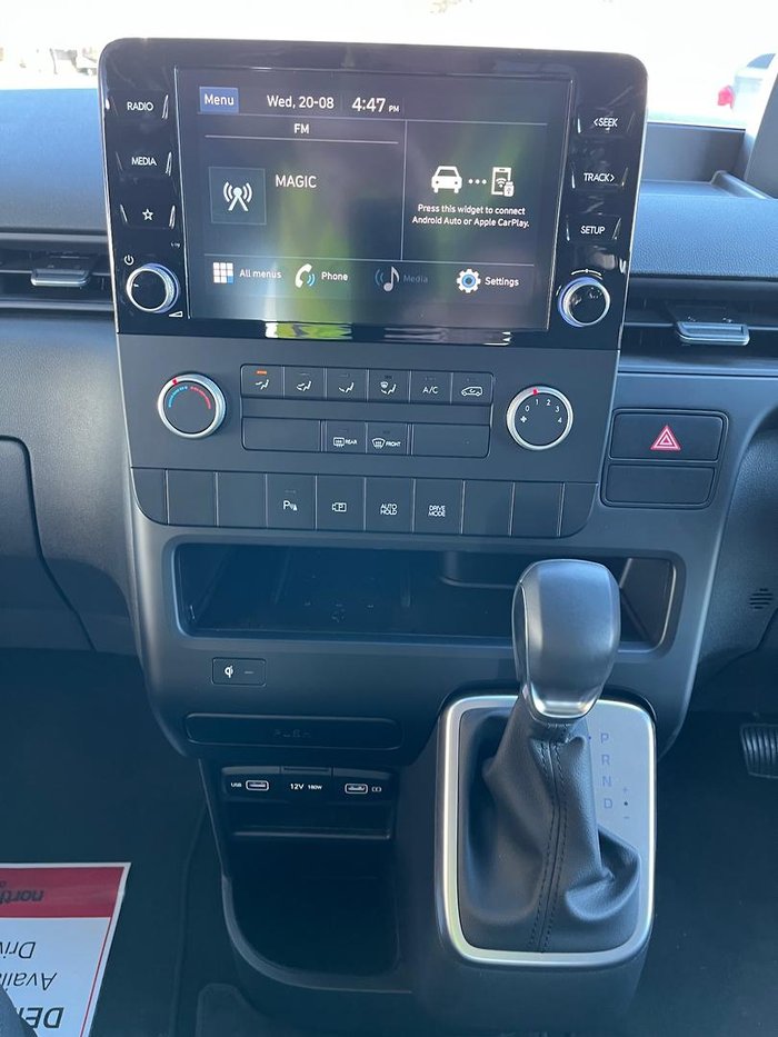 2023 Hyundai STARIA LOAD