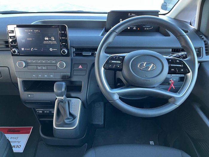 2023 Hyundai STARIA LOAD