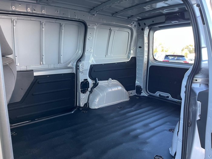 2023 Hyundai STARIA LOAD