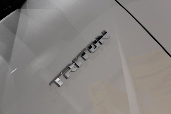 2025 Mitsubishi Triton GLS