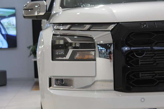 2025 Mitsubishi Triton GLS
