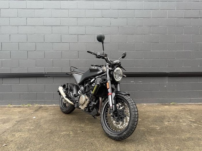2022 HUSQVARNA SVARTPILEN 401 BLACK/GREY