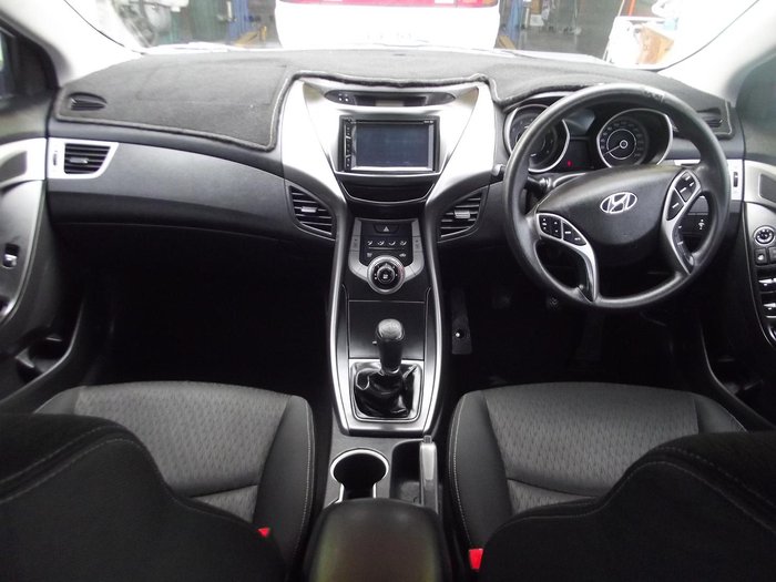 2013 Hyundai Elantra Active MD2 Creamy White