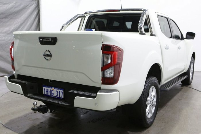 2021 Nissan Navara ST
