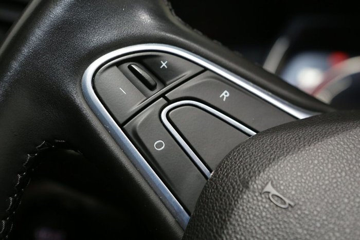 2022 Renault Koleos Life