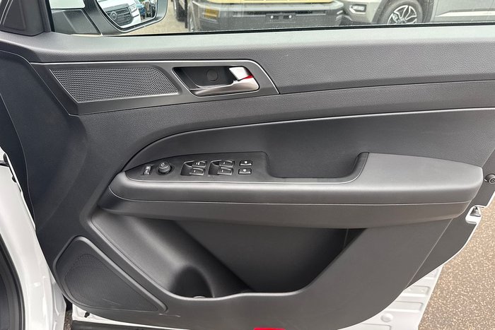 2025 KGM MUSSO ADVANCE