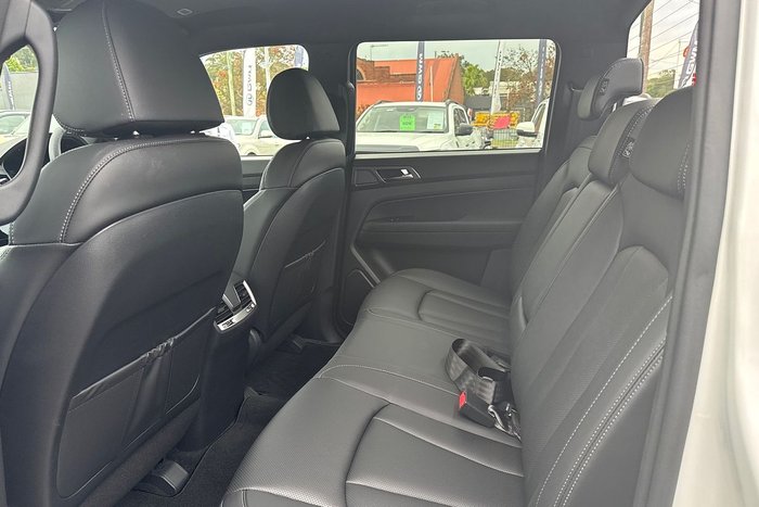 2025 KGM MUSSO ADVANCE