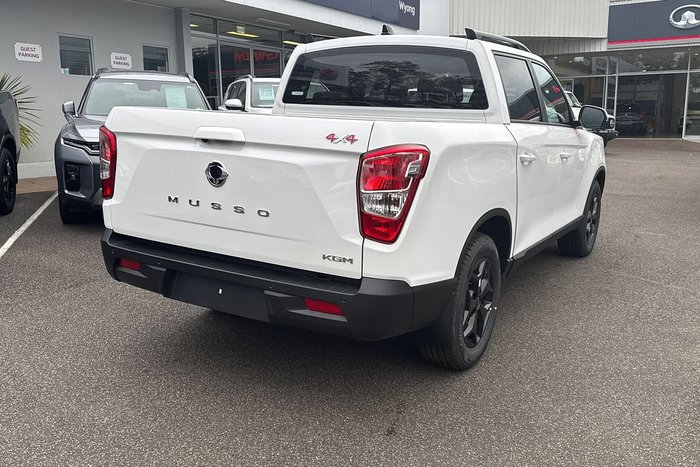 2025 KGM MUSSO ADVANCE