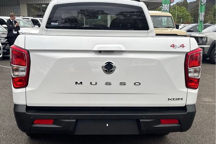 2025 KGM MUSSO ADVANCE