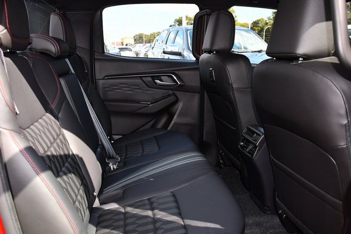 2025 Isuzu D-MAX X-TERRAIN