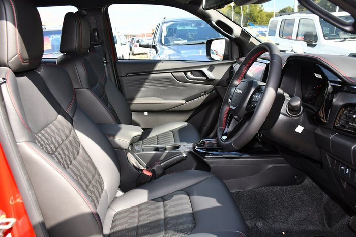 2025 Isuzu D-MAX X-TERRAIN