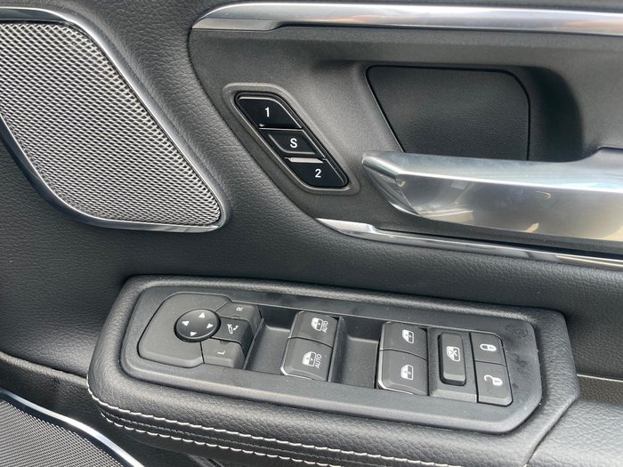 2025 RAM 1500 Laramie Sport Hurricane SO RamBox